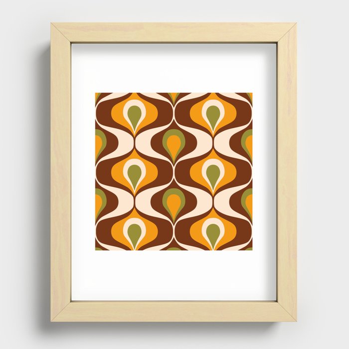 Retro 70s ovals op-art pattern brown, orange Art Print by Retro 70s ovals op-art pattern brown, orange Art Print by