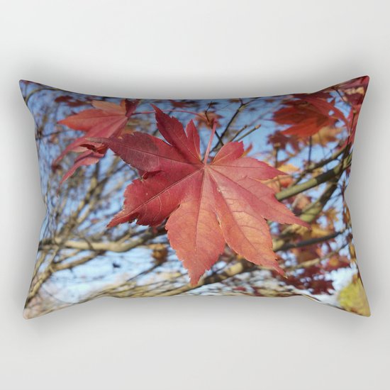 Maple leaf center stage Rectangular Pillow