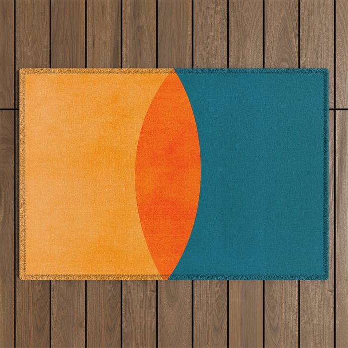Mid Century Eclipse / Abstract Geometric Outdoor Rug