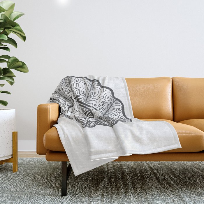 Scallop Seashell Art Decorative Beach Themed Doodle Throw Blanket
