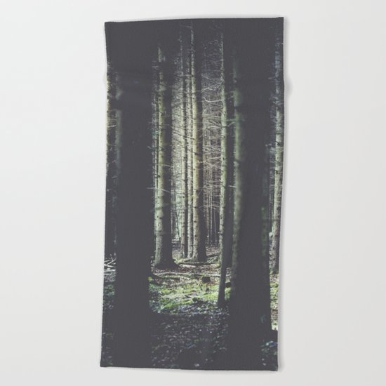 Forest feelings Beach Towel