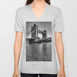 Tower Bridge, London V Neck T Shirt