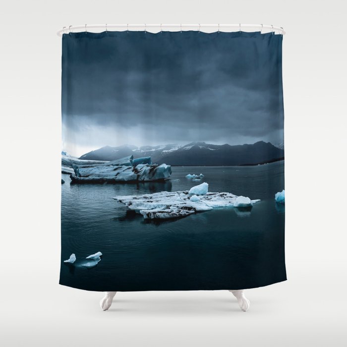 Banquise Shower Curtain