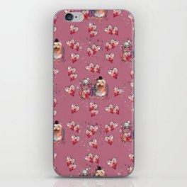 My little owl love. iPhone Skin