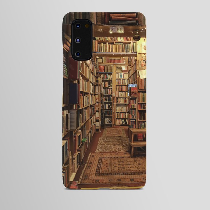 Warm & cozy bookshop in Scotland Android Case