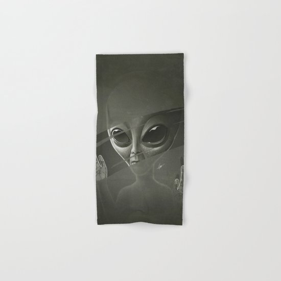 Alien Hand & Bath Towel
