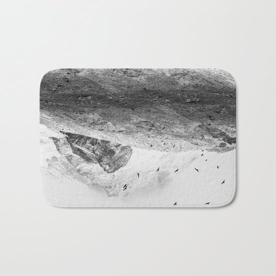 Solid ground Bath Mat