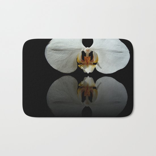 White Reflection Bath Mat