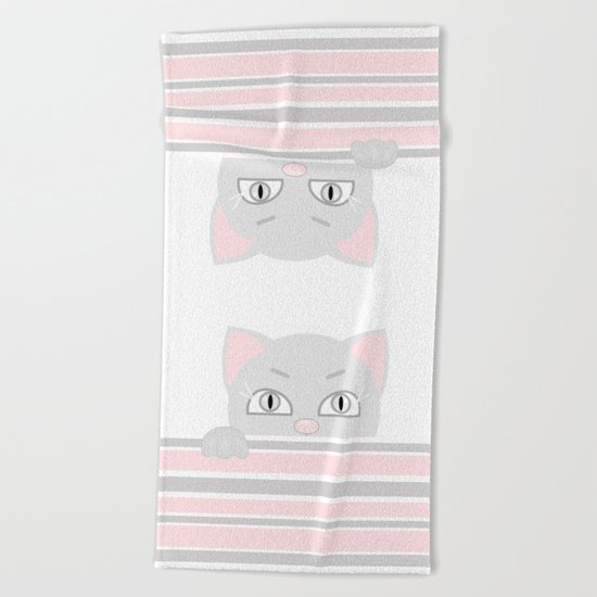 Small kitten. Beach Towel