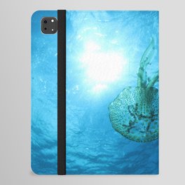 Green Jellyfish & the sun from below (Formigas, Azores) iPad Folio Case