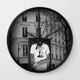 je descends de Darwin Wall Clock