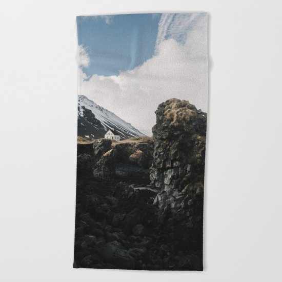 Cozy Mountain Cabin In Iceland - Landscape Photography Beach Towel