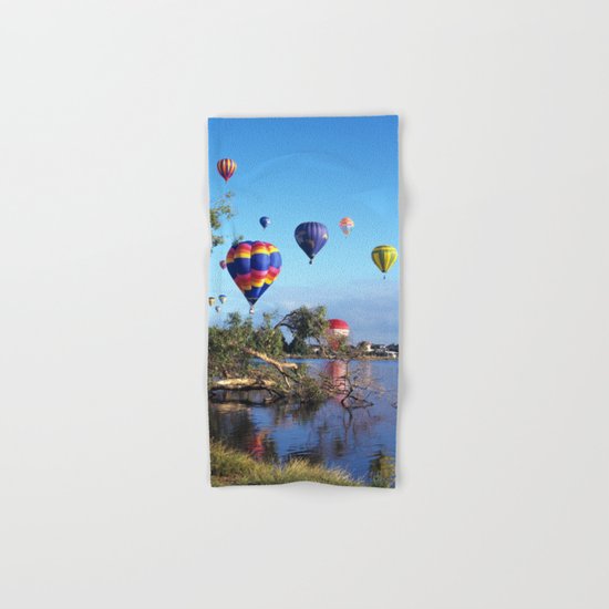 Hot air balloon scene Hand & Bath Towel