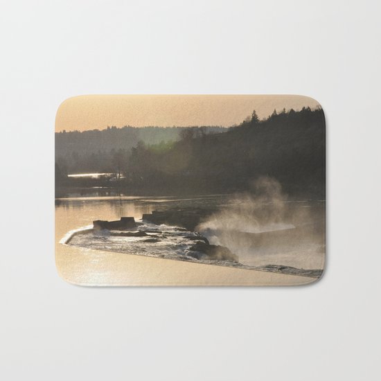 SUNSET OVER WILLAMETTE FALLS Bath Mat
