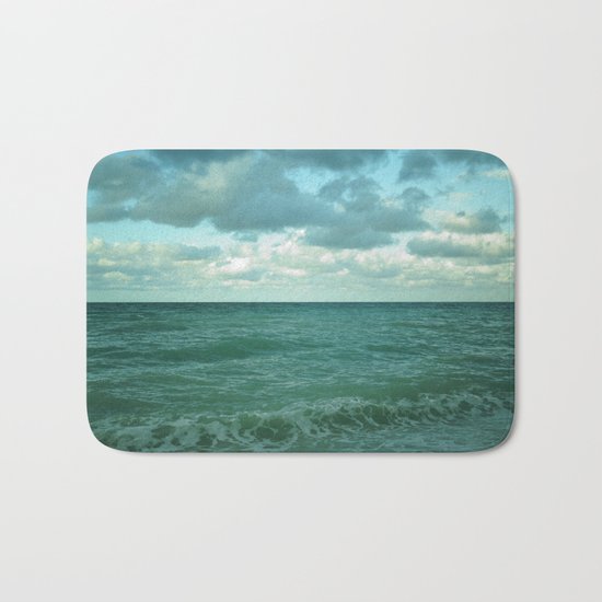 cielo vs mare Bath Mat