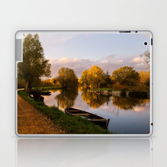 Golden canals - Life in a painting Laptop & iPad Skin