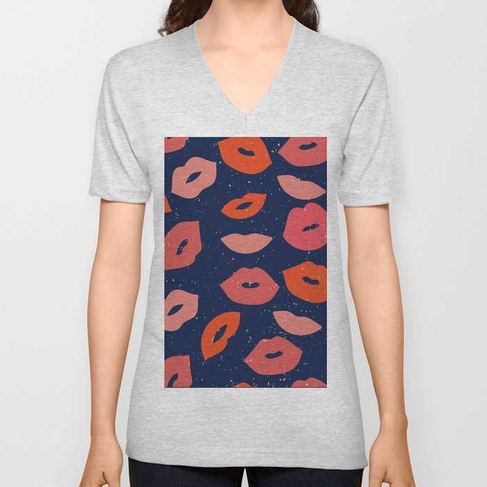 Vector background with Lips seamless pattern for wedding and Valentine's V Neck T Shirt