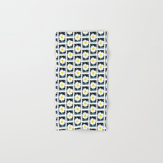 SMILE Pattern - White Daisy Flower #1 Hand & Bath Towel