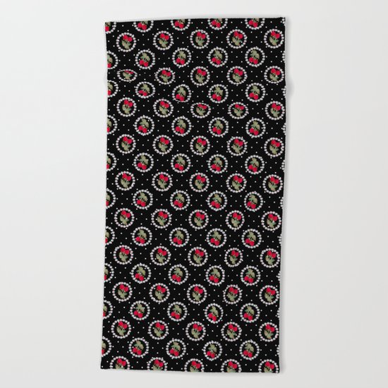 Floral pattern retro . Strawberry. Beach Towel