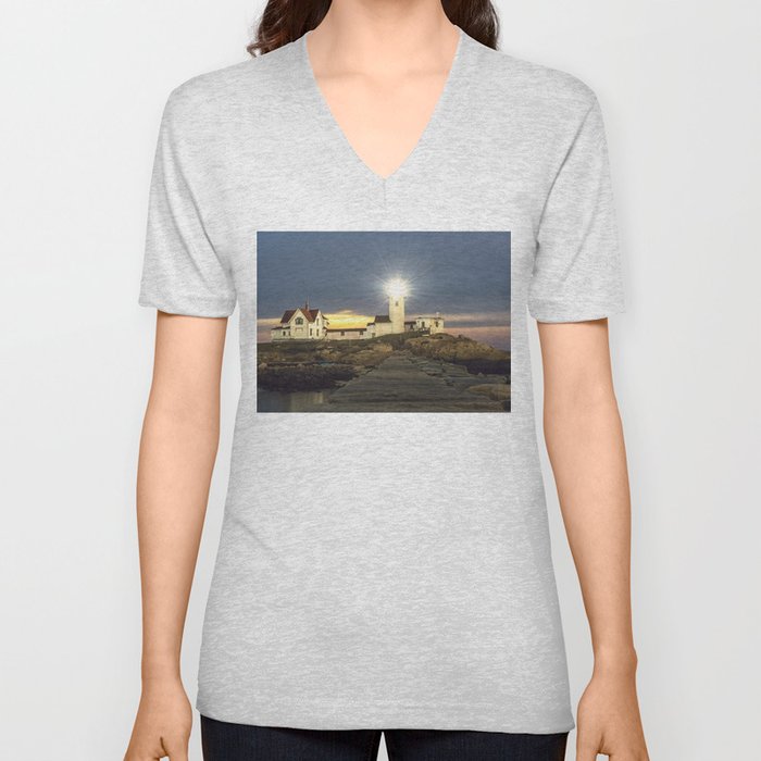 Full moon rising over Eastern point Lighthouse #2 V Neck T Shirt