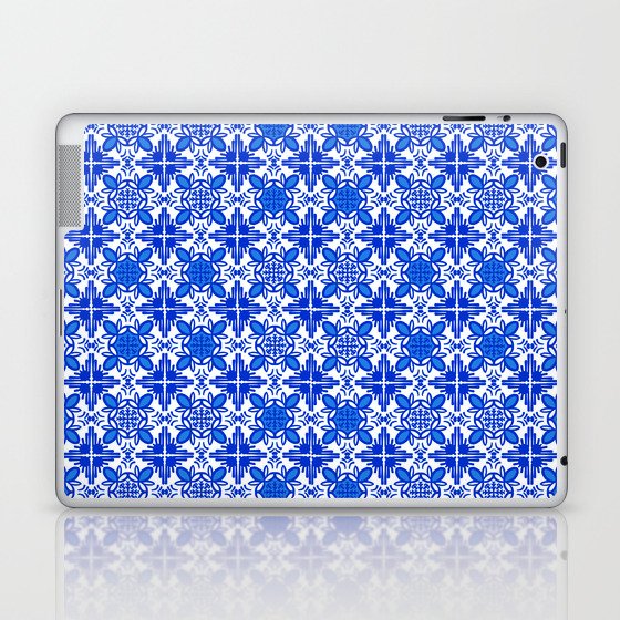 Cheerful Retro Modern Delft Blue Kitchen Tile Mini Pattern  Laptop & iPad Skin