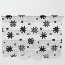 Black and White Daisy Pattern Wall Hanging