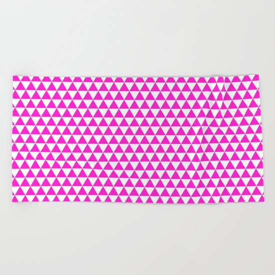 Triangles (Hot Magenta/White) Beach Towel