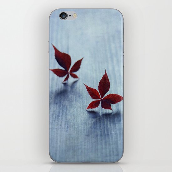 Hellooo..wait please :-) iPhone & iPod Skin