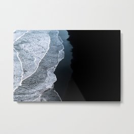 Minimalist Waves on a black sand beach in Iceland – Landscape Photography Metal Print