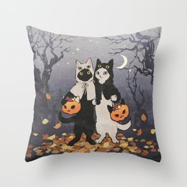 halloween cats 2 Throw Pillow