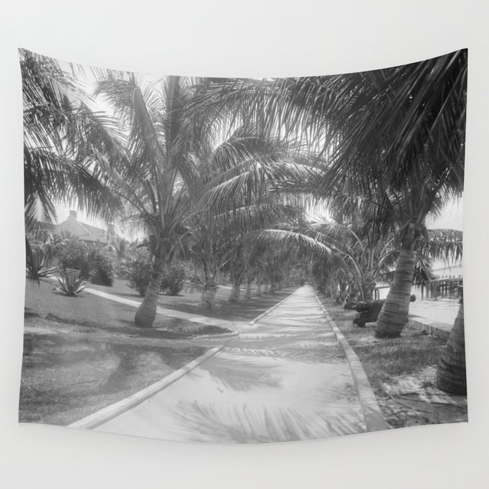 Black and white top palm tree tapestry