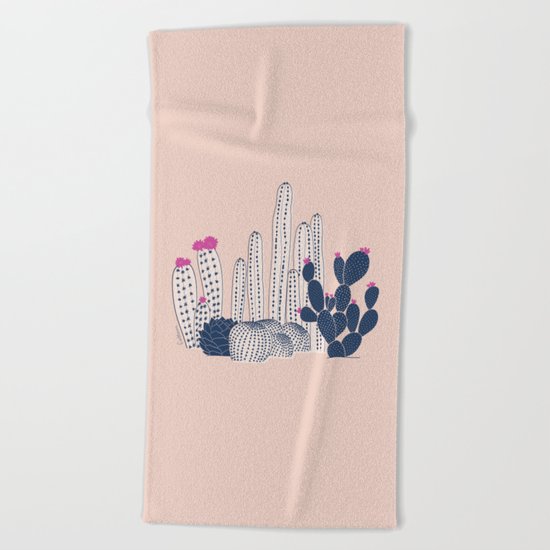 CACTUS fuertelocura Beach Towel