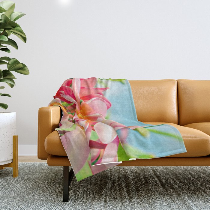 Pua Melia ke Aloha Maui Throw Blanket