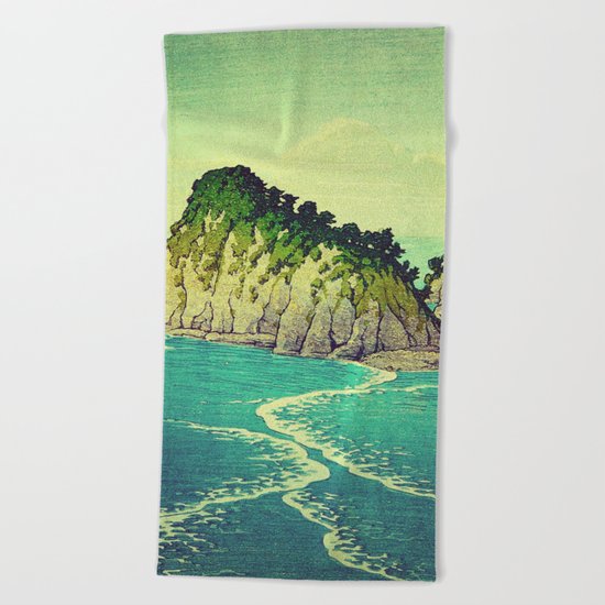 Heading towards Ohzu Beach Towel