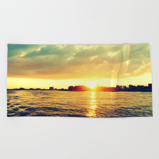 Sunset watEr :Houses Off the River Beach Towel