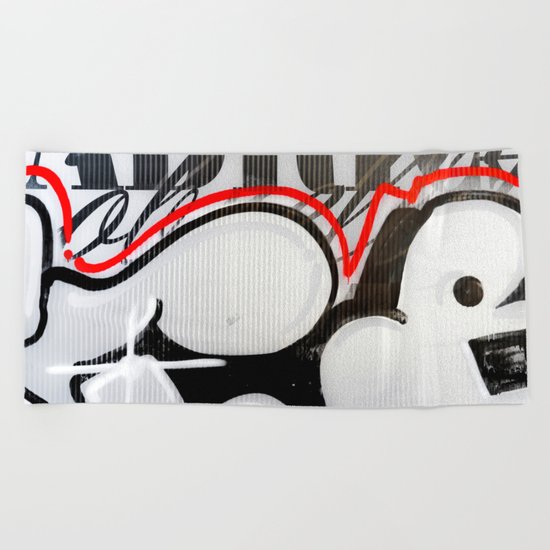 City Lovers under the Red Line Beach Towel