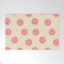 70s Retro Smiley Face Pattern in Beige & Pink Welcome Mat