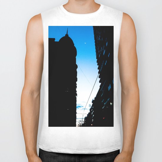 The moon between the buildings Biker Tank