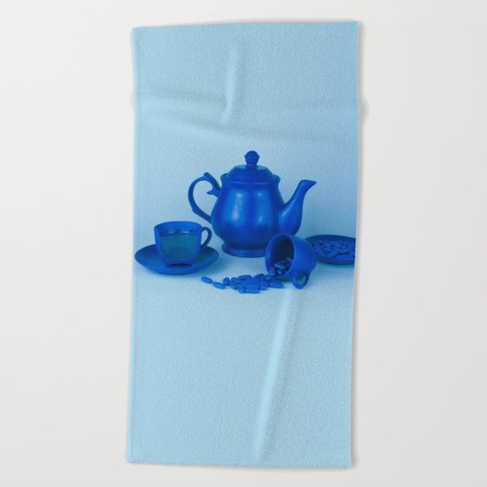 Blue tea party madness - still life Beach Towel
