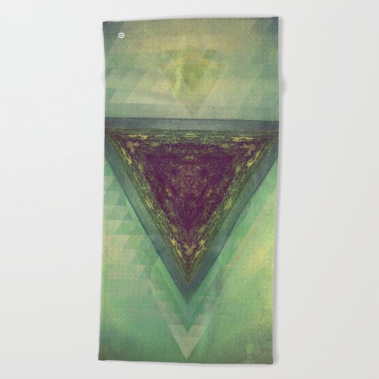 TRYY SKYY Beach Towel