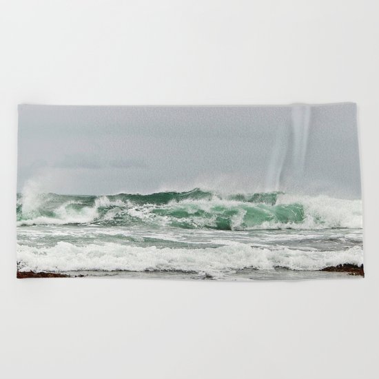 Explosive Green Surf of the St-Lawrence Beach Towel