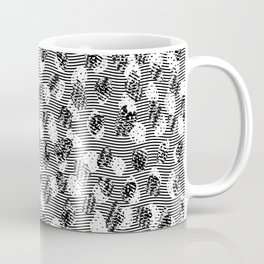 Abstract black and white Mug