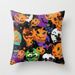 Spooky Halloween Pattern Throw Pillow