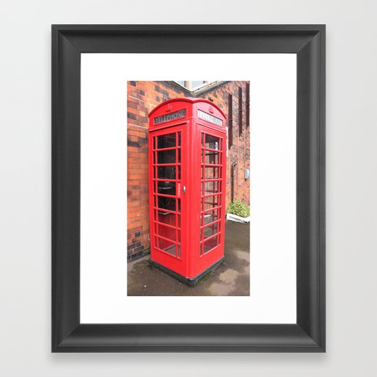 red phone call box london Framed Art Print