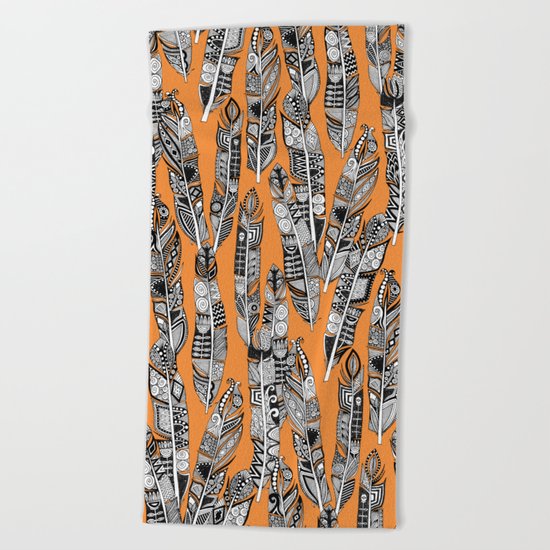geo feathers orange Beach Towel