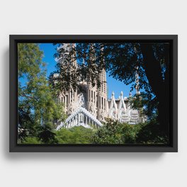 Sleepy Sagrada Família Framed Canvas
