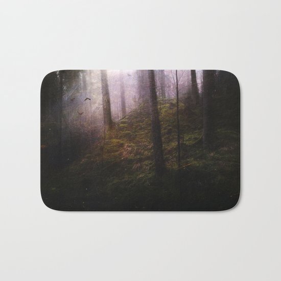 Travelling darkness Bath Mat