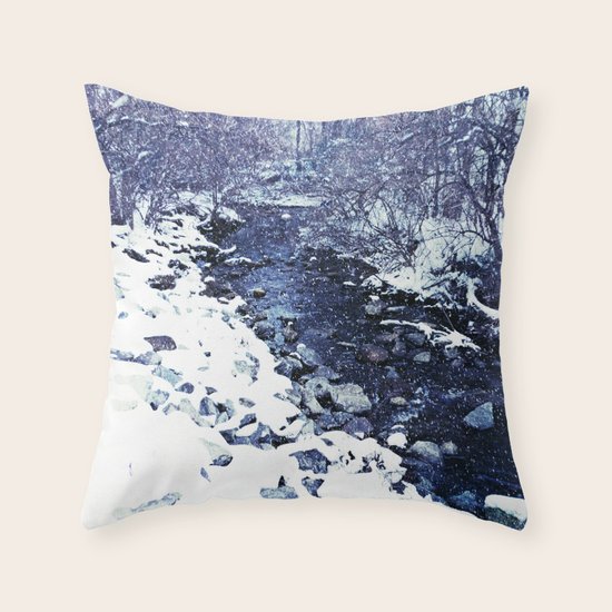 Let it Snow Throw Pillow