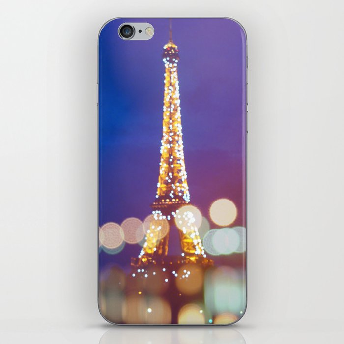 Eiffel tower by night iPhone Skin