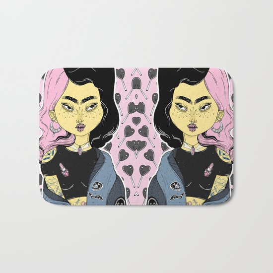 M o n i c a Bath Mat